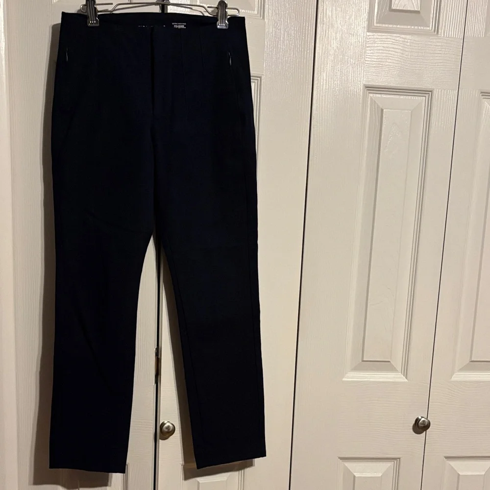 Old Navy Extra High-Waisted Polished Pixie Skinny Pants in navy size 0 NWOT